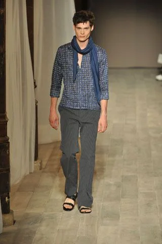 Look 25